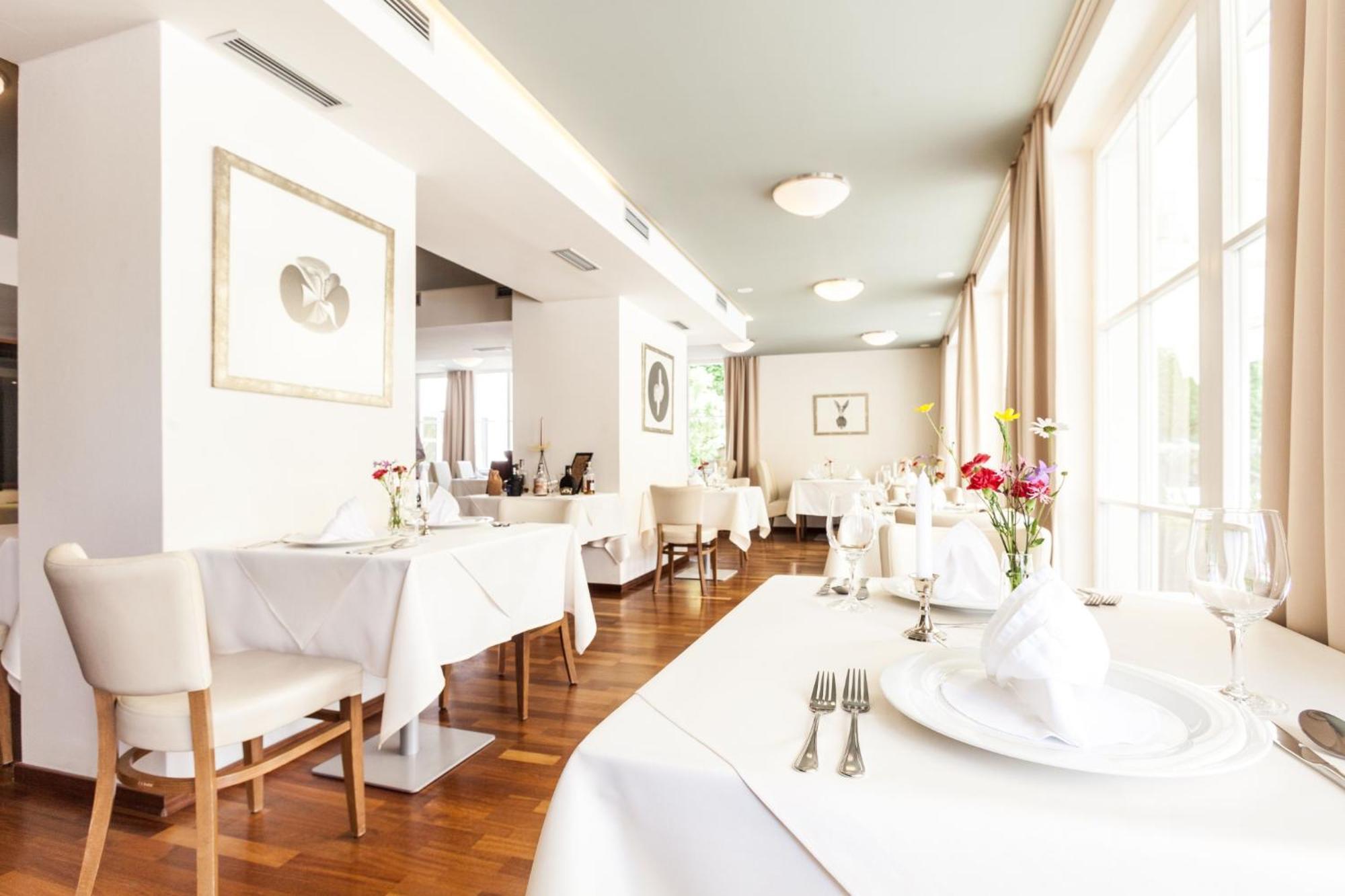Hotel Radun Luhačovice Zewnętrze zdjęcie