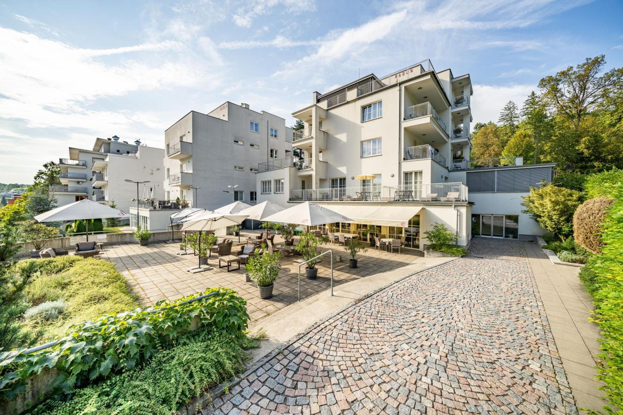 Hotel Radun Luhačovice Zewnętrze zdjęcie