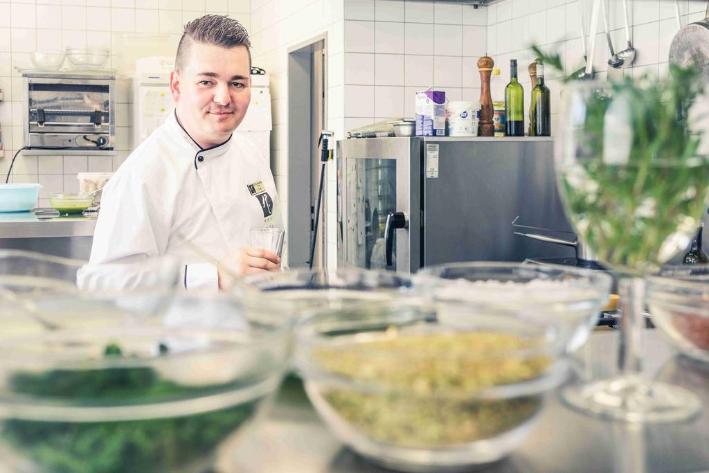 Hotel Radun Luhačovice Zewnętrze zdjęcie