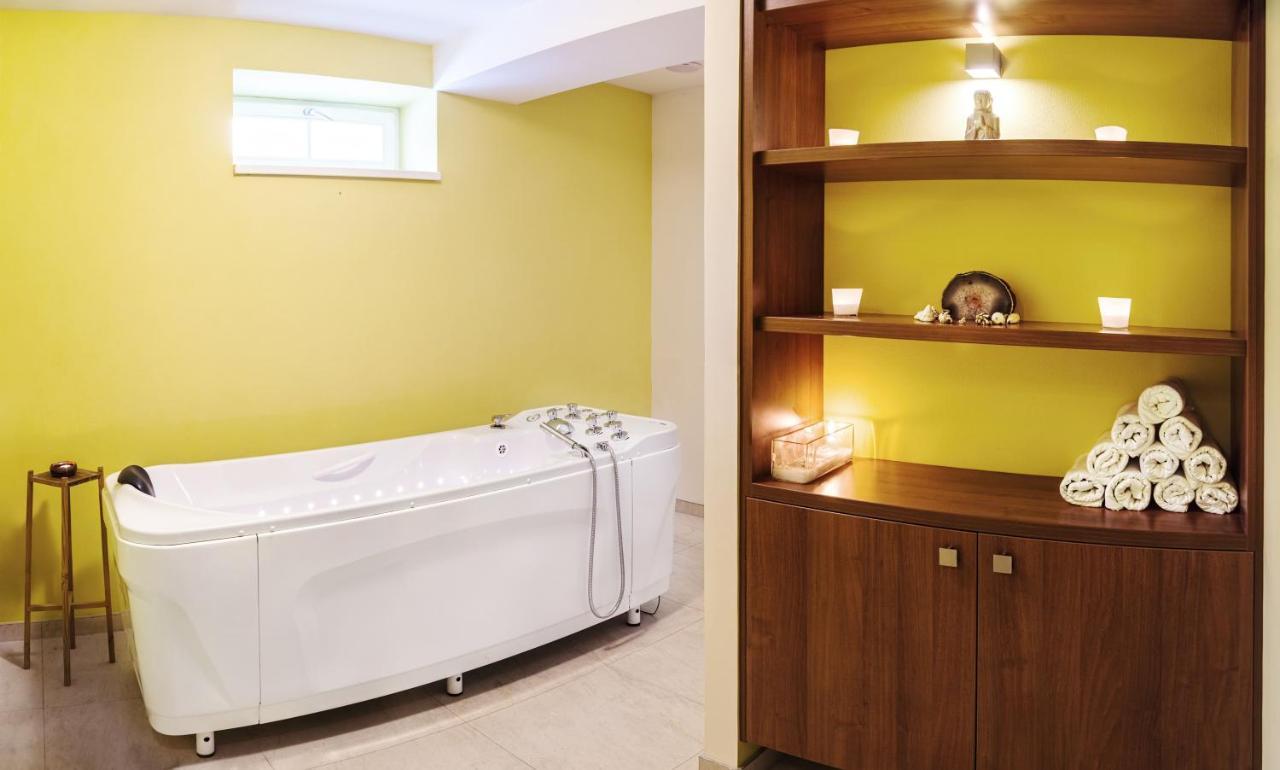 Hotel Radun Luhačovice Zewnętrze zdjęcie